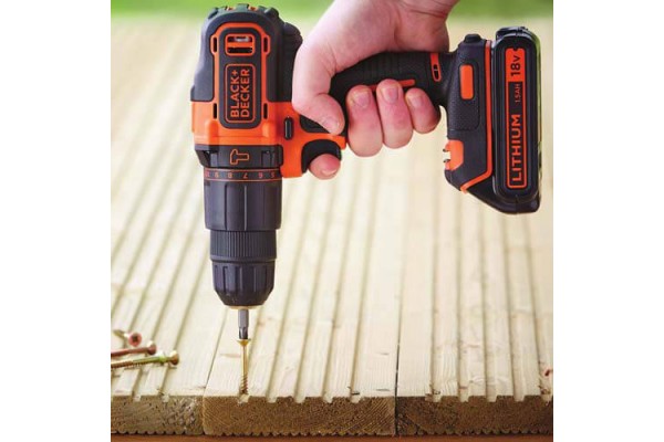 Набір з двох інструментів BLACK+DECKER BCK21S1S