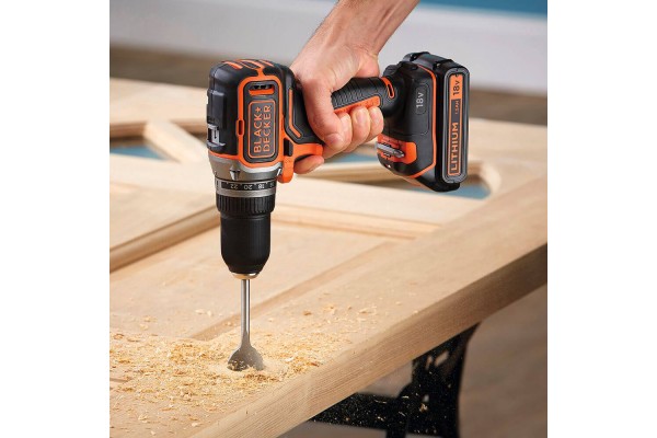 Дриль-шурупокрут акумуляторний безщітковий BLACK+DECKER BL186N