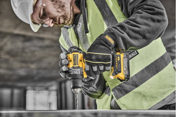 Дриль-шуруповерт акумуляторна безщіткова DeWALT DCD800E2T