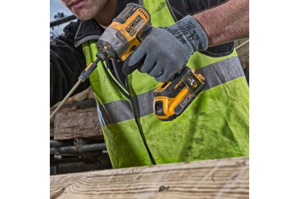 Шурупокрут акумуляторний ударний безщітковий DeWALT DCF887N