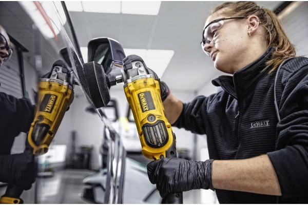 Полірувальна машина мережева DeWALT DWP849X