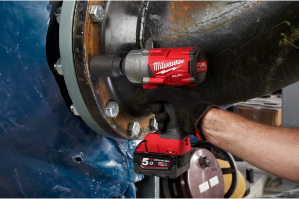 Гайкокрут акумуляторний Milwaukee M18 FHIWP12-502X (4933459693) Гайкокрут акумуляторний Milwaukee M18 FHIWP12-502X (4933459693)
