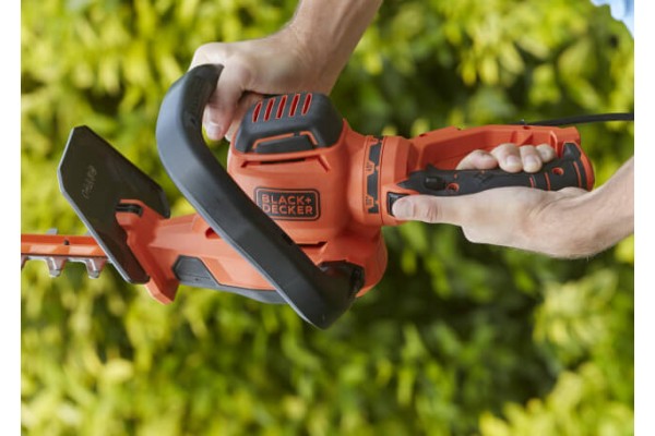 Кущоріз електричний BLACK+DECKER BEHTS551