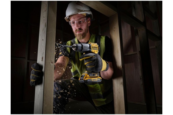 Дриль-шурупокрут 100 YEARS DeWALT DCD100YD2T Дриль-шурупокрут 100 YEARS DeWALT DCD100YD2T