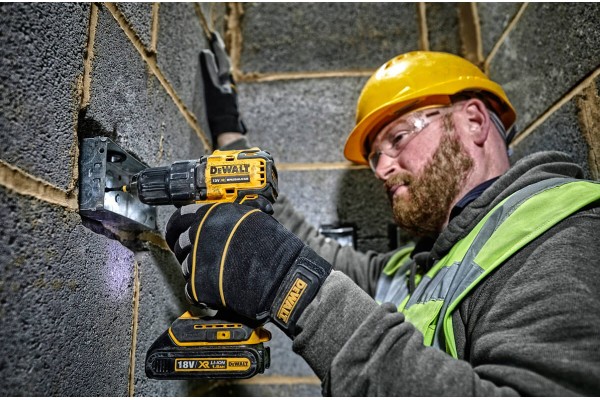 Дриль-шурупокрут акумуляторний безщітковий DeWALT DCD708D2T