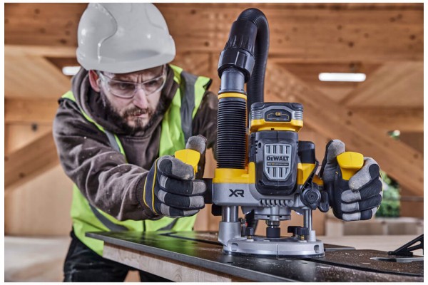 Фрезер акумуляторний безщітковий DeWALT DCW620NT Фрезер акумуляторний безщітковий DeWALT DCW620NT