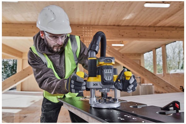 Фрезер акумуляторний безщітковий DeWALT DCW620NT Фрезер акумуляторний безщітковий DeWALT DCW620NT