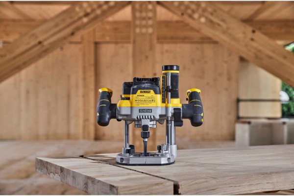 Фрезер акумуляторний безщітковий DeWALT DCW620NT Фрезер акумуляторний безщітковий DeWALT DCW620NT