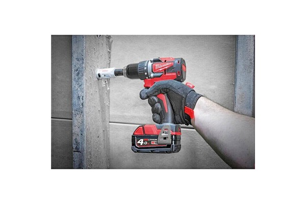 Дриль-шурупокрут акумуляторний безщітковий MILWAUKEE M18 CBLDD-0 60Нм