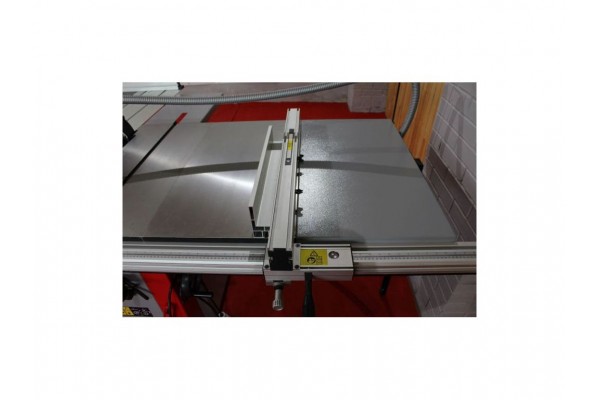 Форматно-розкрійний верстат Holzmann TS 315VF-2000 230 В Форматно-розкрійний верстат Holzmann TS 315VF-2000 230 В