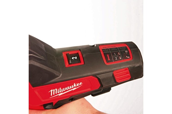 Кабелеріз акумуляторний MILWAUKEE, M12 CC-0 Кабелеріз акумуляторний MILWAUKEE, M12 CC-0