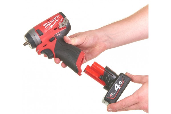 Гайкокрут акумуляторний Milwaukee M12 FIW14-0 без АКБ и ЗУ (4933464611) Гайкокрут акумуляторний Milwaukee M12 FIW14-0 без АКБ и ЗУ (4933464611)