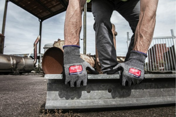 Рукавички з опором до порізів 6 рівня Milwaukee 10/XL (4932492043) Рукавички з опором до порізів 6 рівня Milwaukee 10/XL (4932492043)
