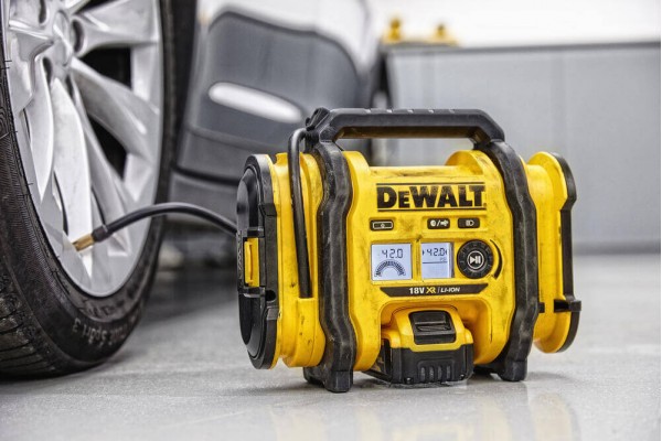 Компресор повітряний акумуляторний DeWALT DCC018N