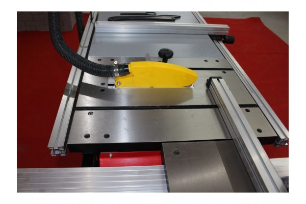 Циркулярна пила Holzmann TS 200 Циркулярна пила Holzmann TS 200