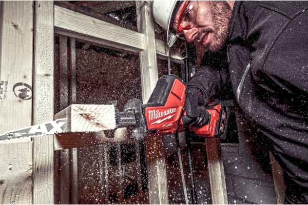 Акумуляторна шабельна пила Milwaukee M18 FHZ-502X (4933459885) Акумуляторна шабельна пила Milwaukee M18 FHZ-502X (4933459885)