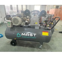 Поршневий компресор MAST VA90/200L 400